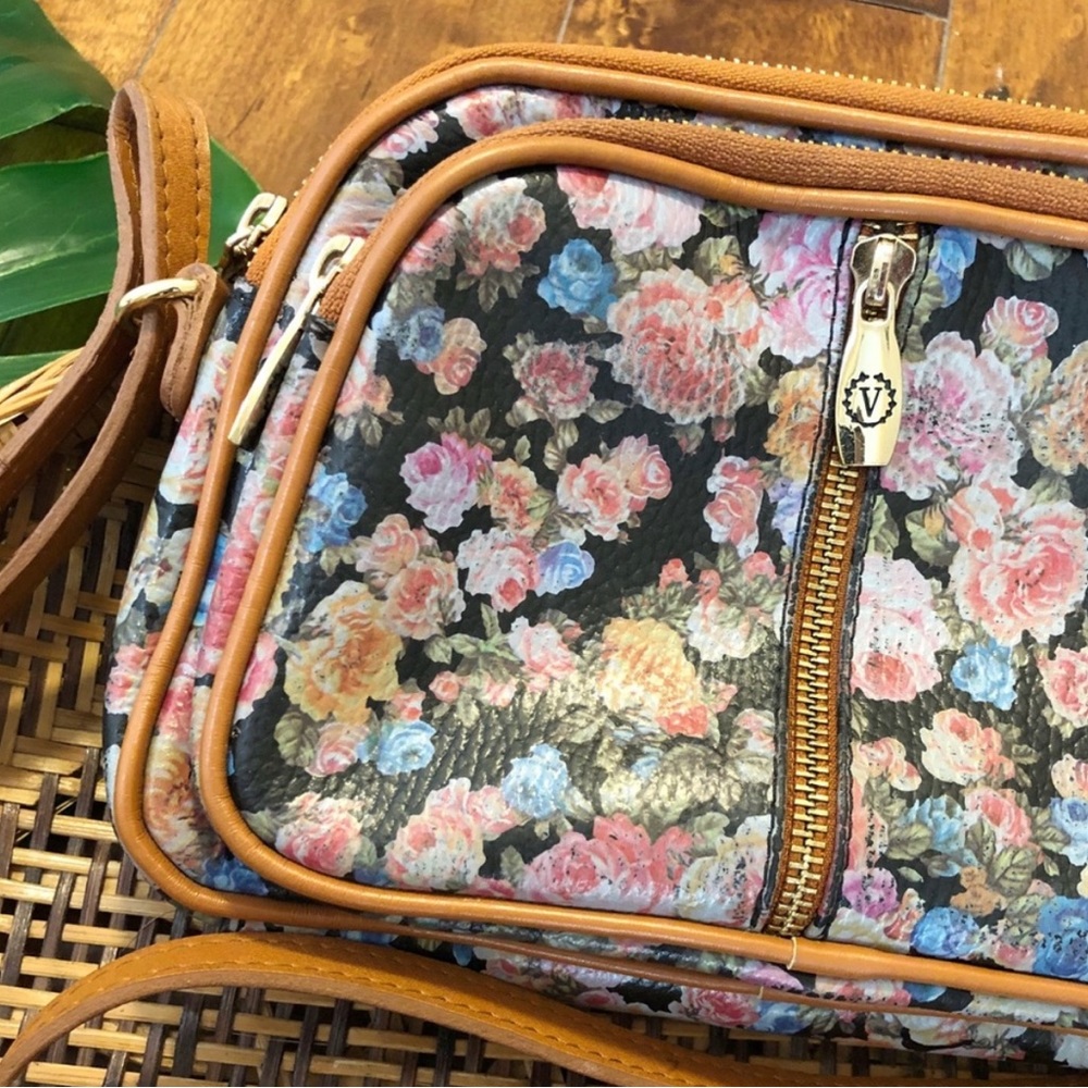 Valentina Crossbody Floral Leather Bag - Picture 6 of 6
